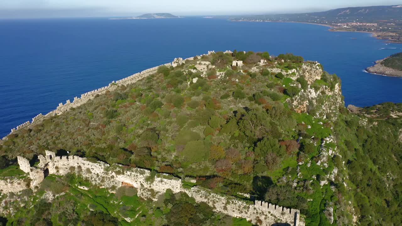 老纳瓦里诺城堡的鸟瞰图视频下载