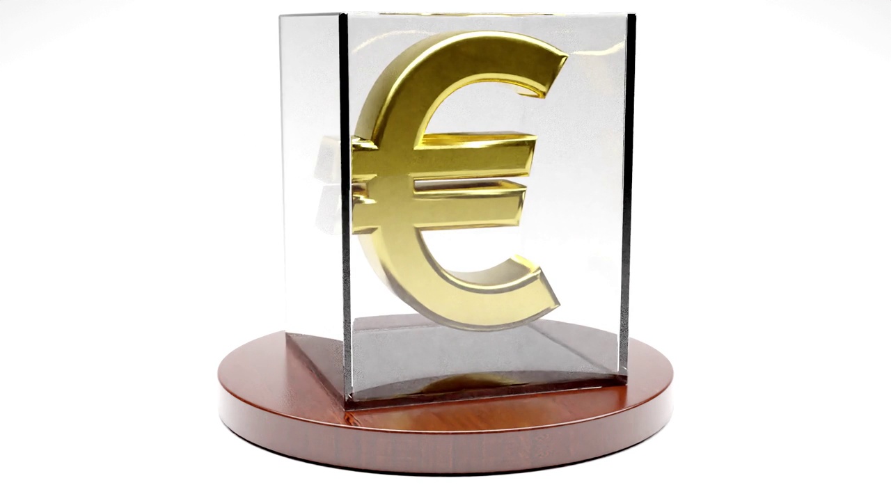 欧洲标志与金色旋转玻璃橱窗在白色背景。外汇货币财富金融经济概念视频下载