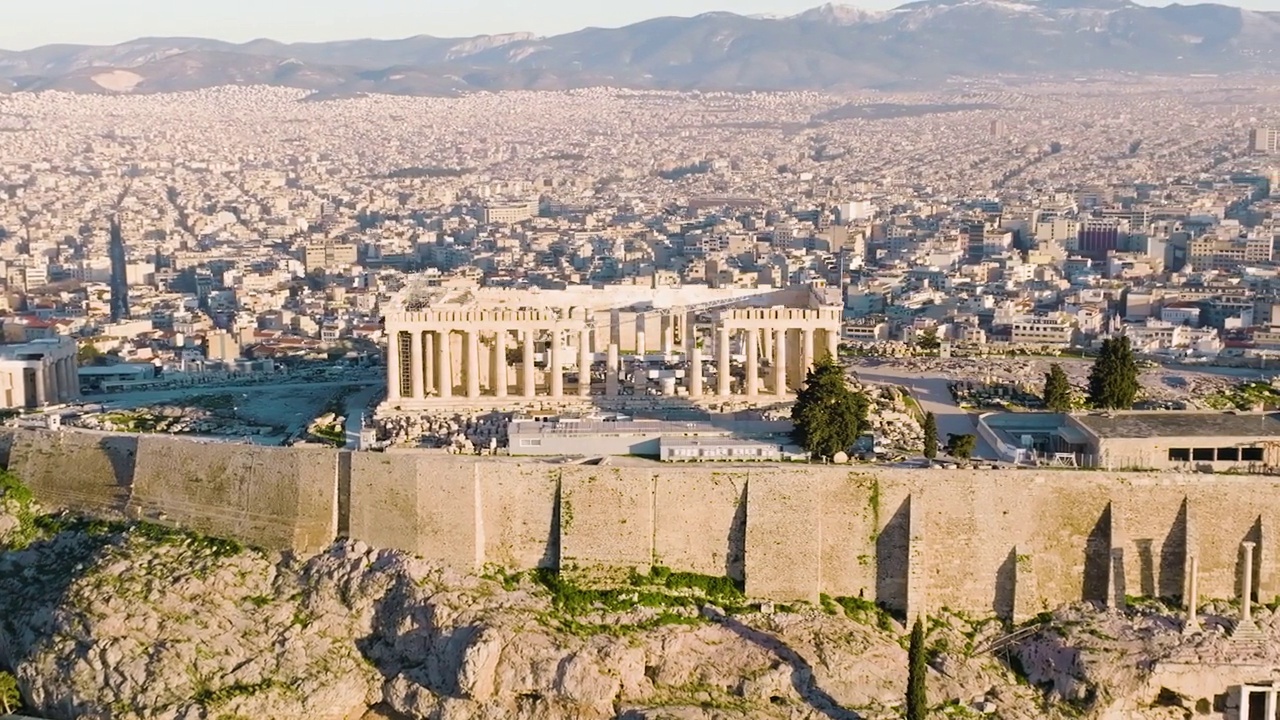 帕台农神庙和希腊雅典卫城的无人机录像视频素材
