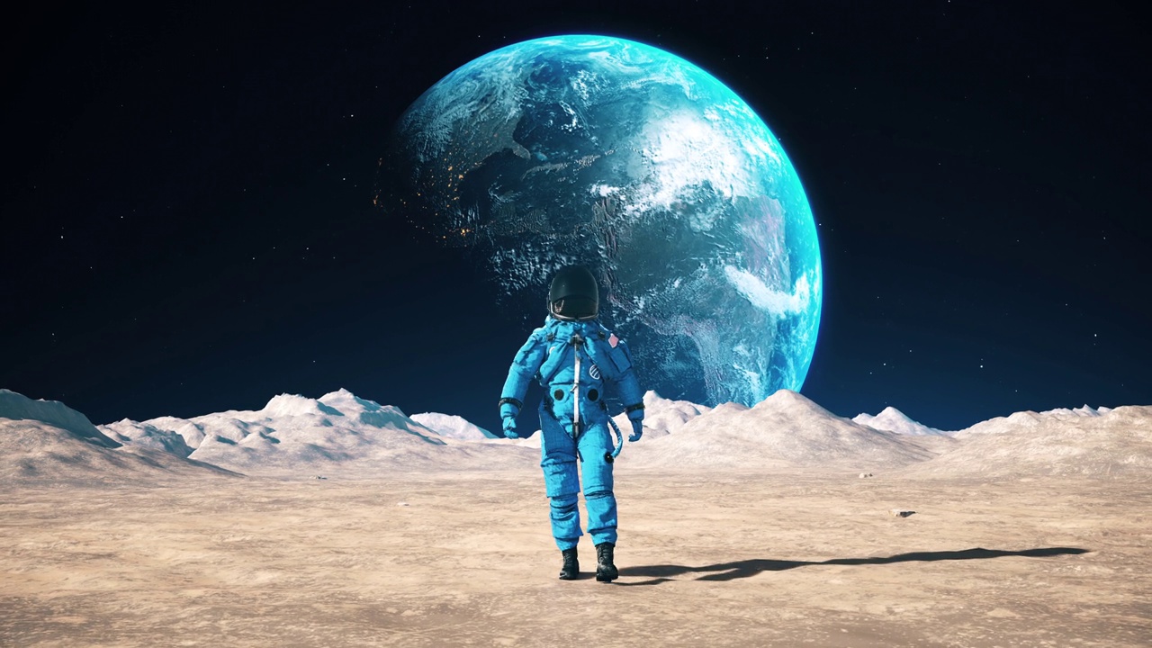 勇敢的宇航员在月球表面的环形山中行走。视频下载