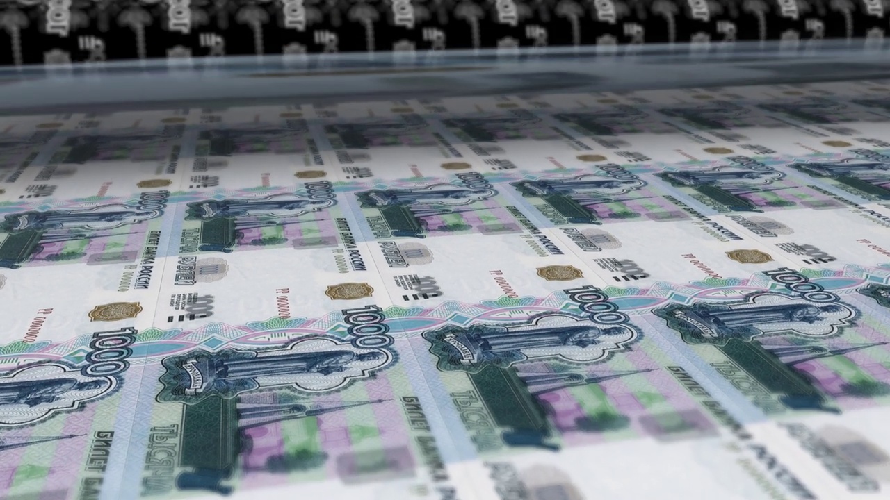 俄罗斯，俄罗斯卢布印刷机打印当前1000卢布纸币，无缝循环，俄罗斯货币背景，4K，焦点深度视频下载