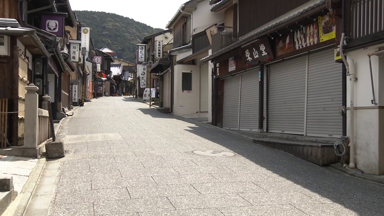 日本京都清水寺附近的空街视频素材