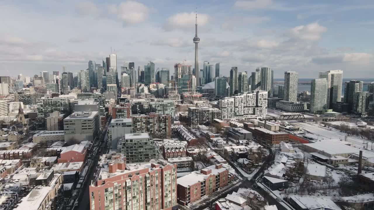 冰冻大都市的鸟瞰图视频下载