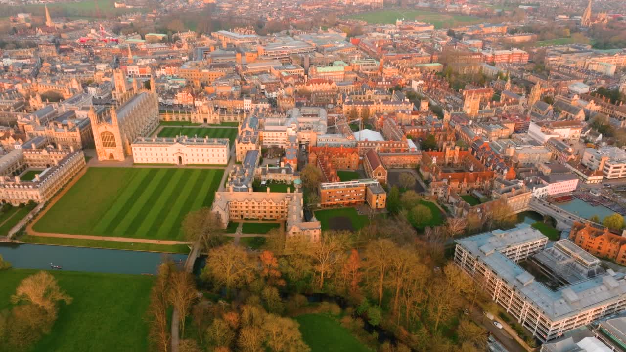 英国剑桥大学和学院的鸟瞰图视频素材