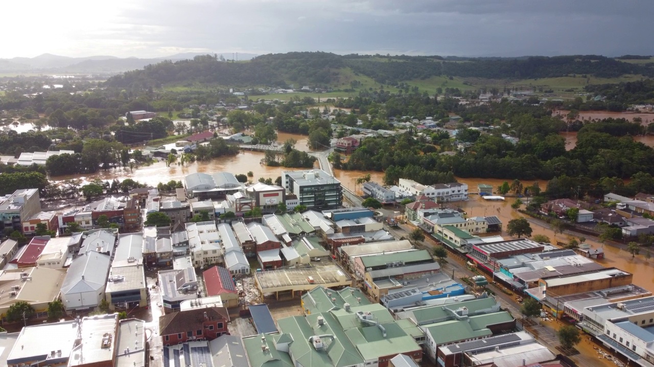 澳大利亚新南威尔士州利斯莫尔洪水的鸟瞰图视频素材