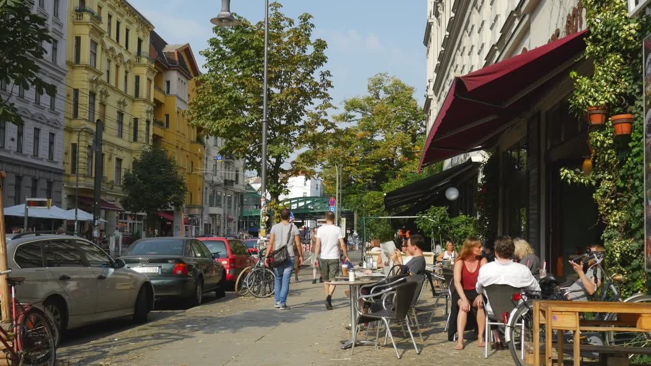 柏林Kastanienallee街景视频素材