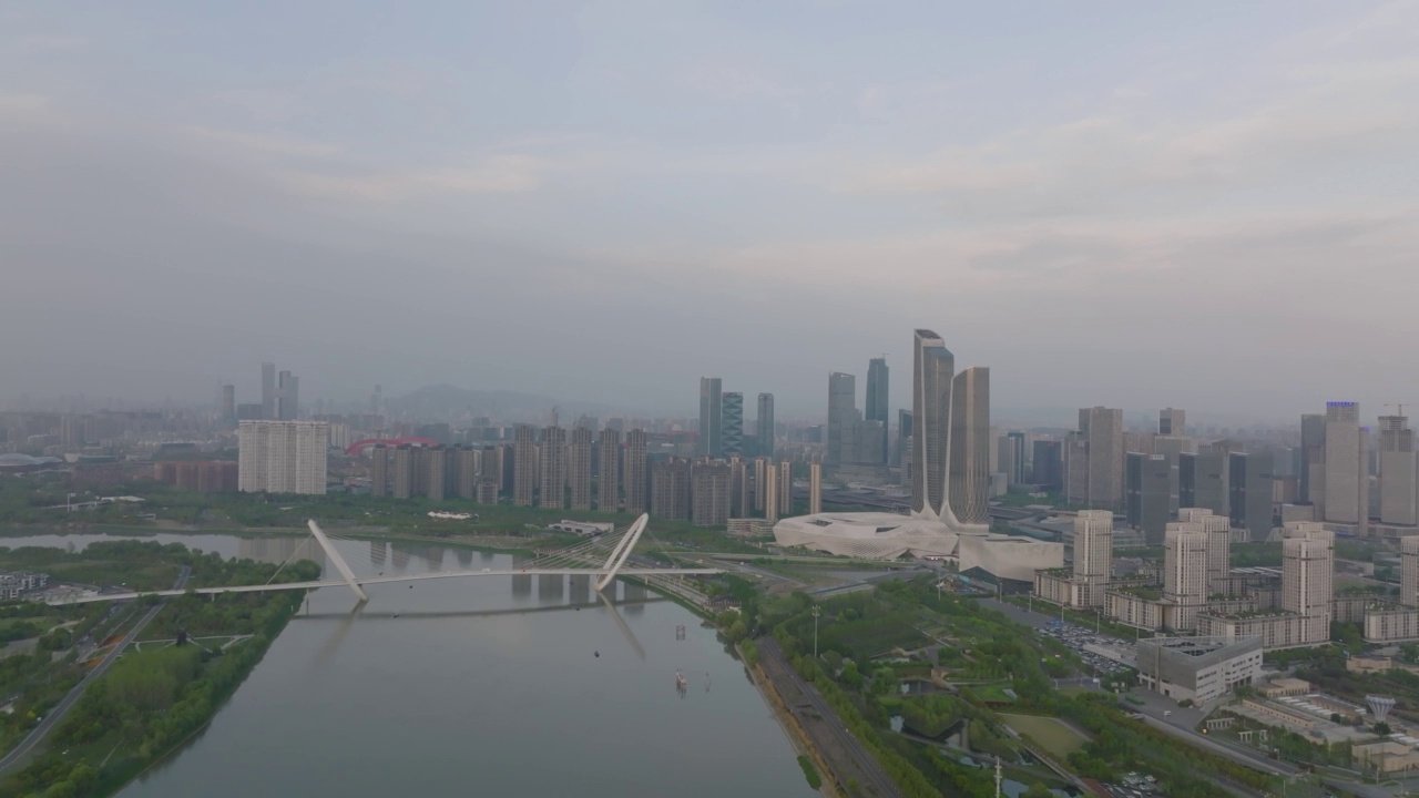 长江沿岸的现代化城市视频下载