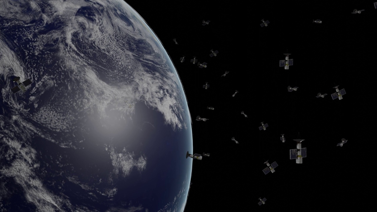 地球周围有很多卫星。从空间。世界联系的概念。视频素材