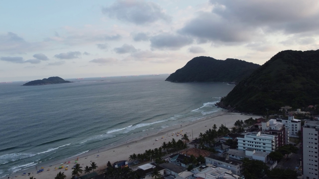 巴西热带海滩的日落视频素材