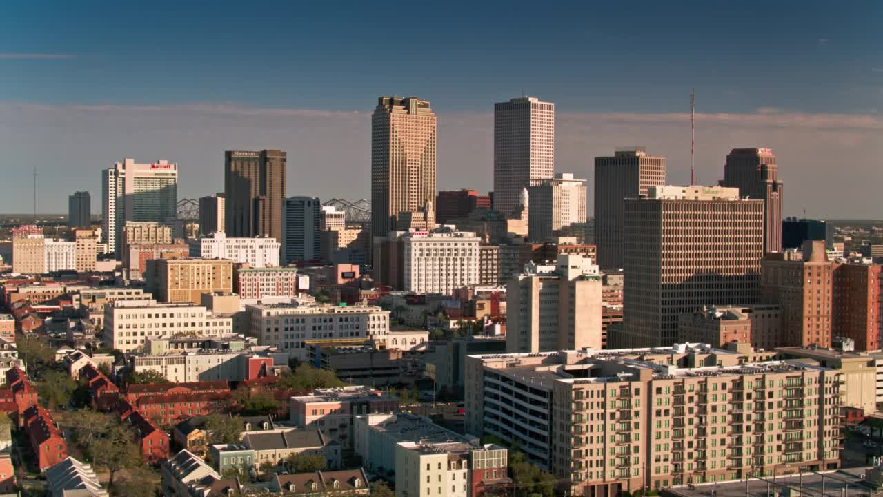 路易斯安那州新奥尔良市区的航拍视频素材