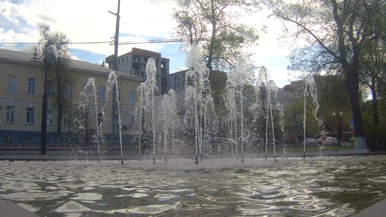 城市的喷泉视频素材