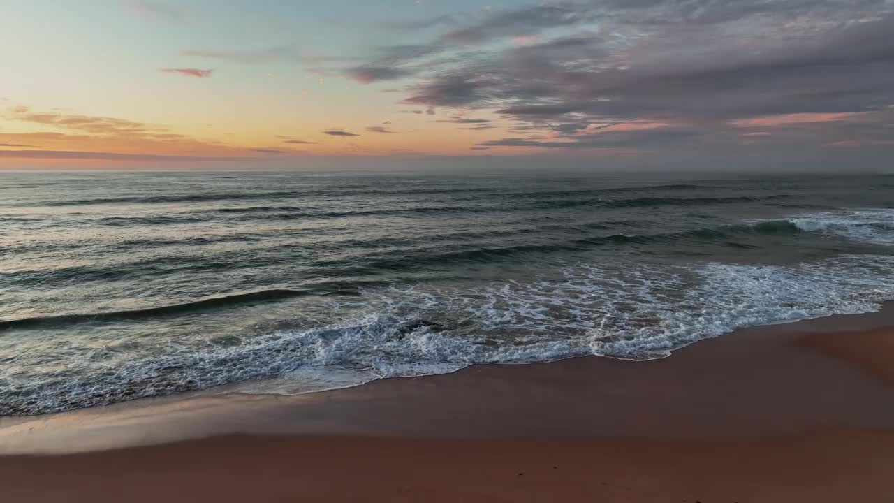 高空云的空中日出海景视频素材