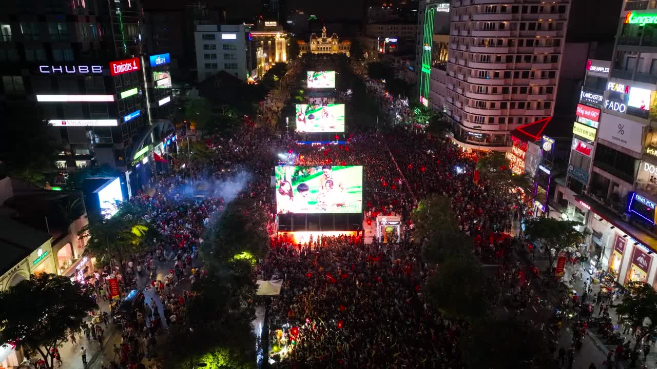 越南-胡志明市在SEA Games 31男足球决赛-无人机4k 60帧视频下载
