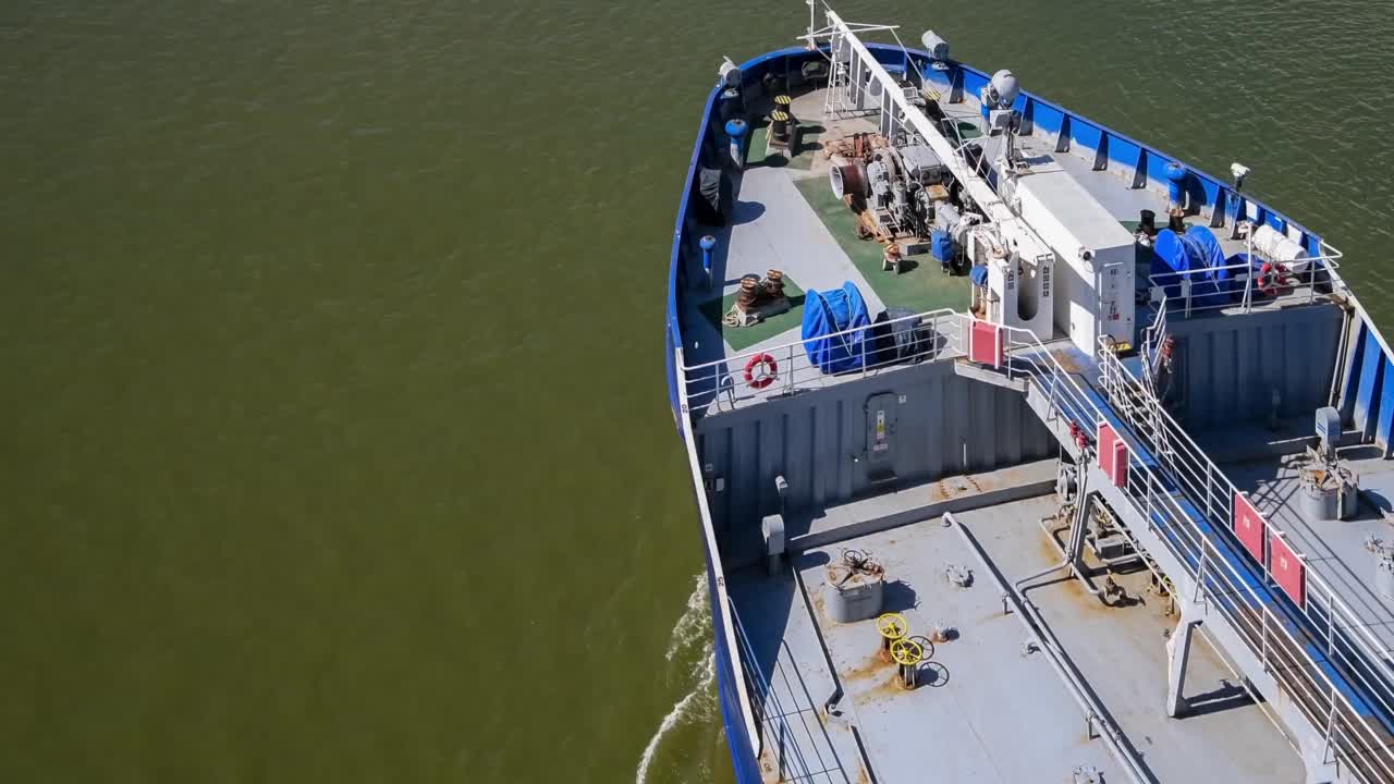 油品运输船甲板视频素材
