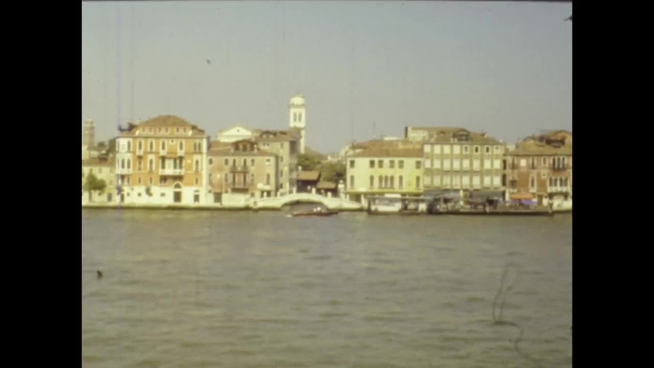 威尼斯1978年，威尼斯圣马克广场从海上视频素材