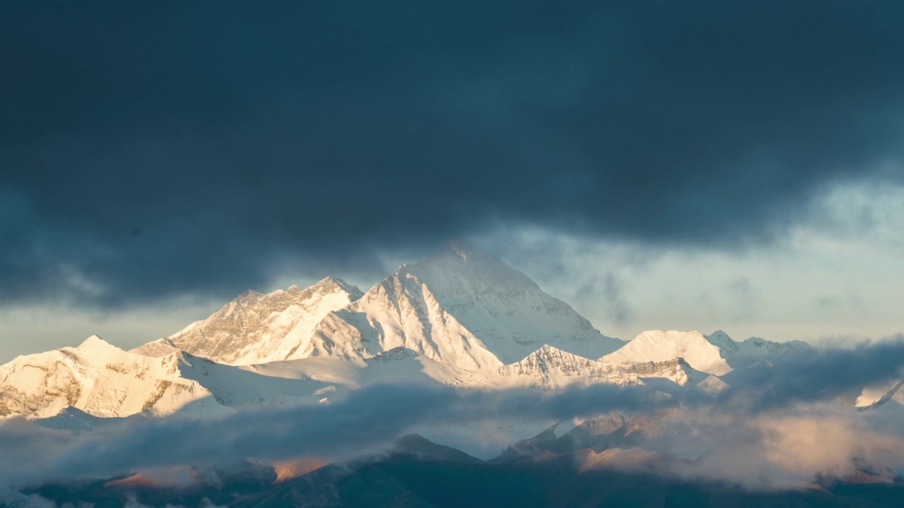喜马拉雅山的早晨视频素材