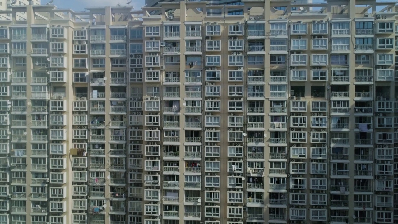 鸟瞰上海住宅区，中国。视频素材