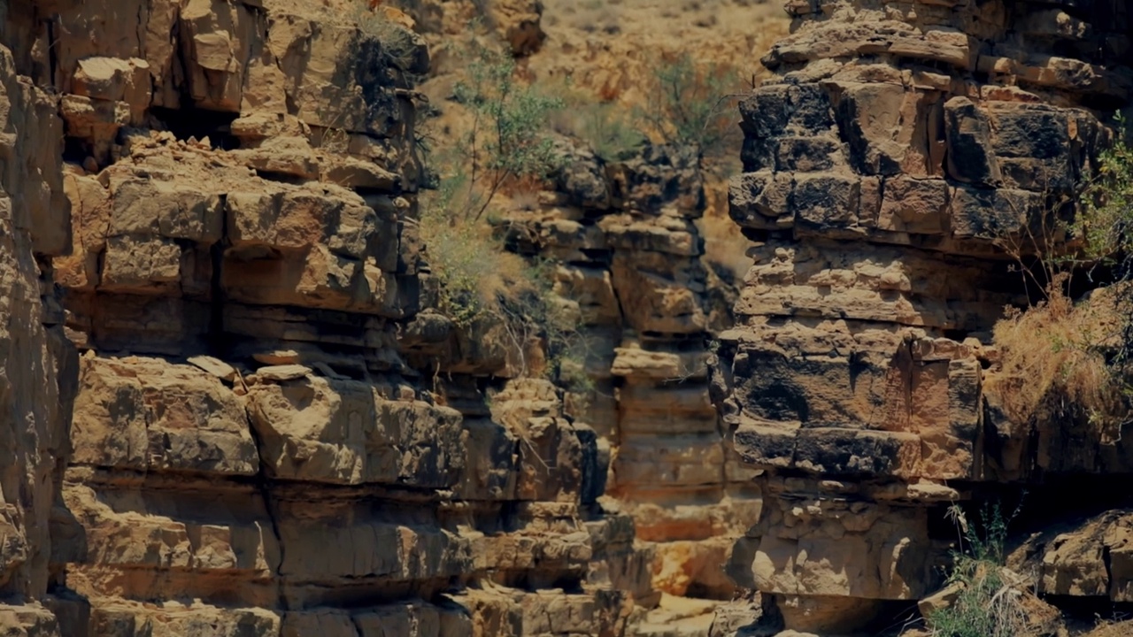 峡谷沙漠景观。视频素材