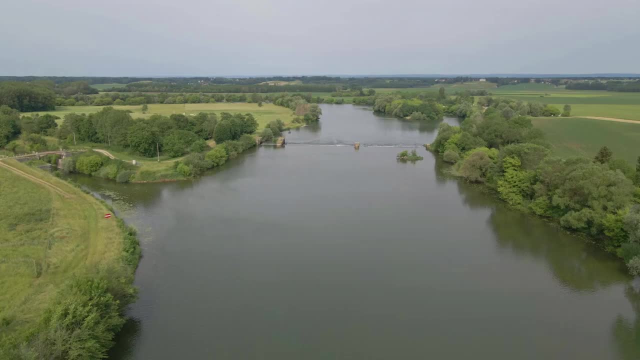 法国勃艮第的索恩河畔视频素材