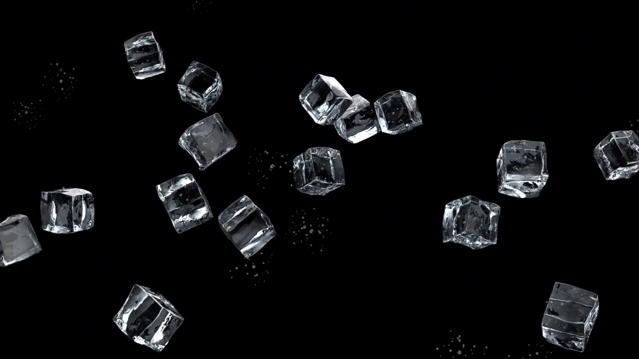 冰块下落的4k镜头视频素材