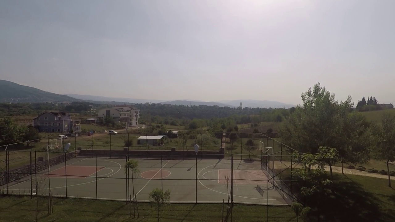 篮球场上的空中视频素材