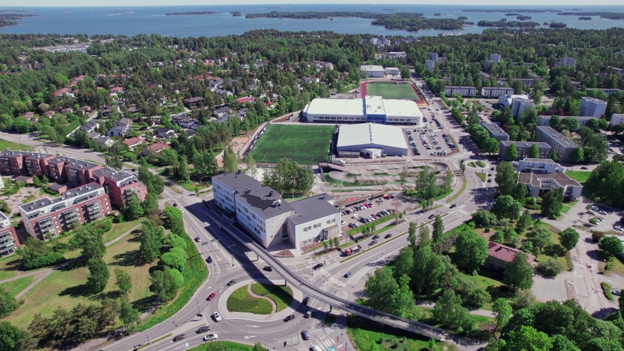 芬兰埃斯波的Matinkyla社区体育中心视频素材