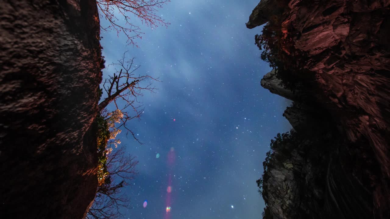 韩国江原道雪岳山的夜景视频下载