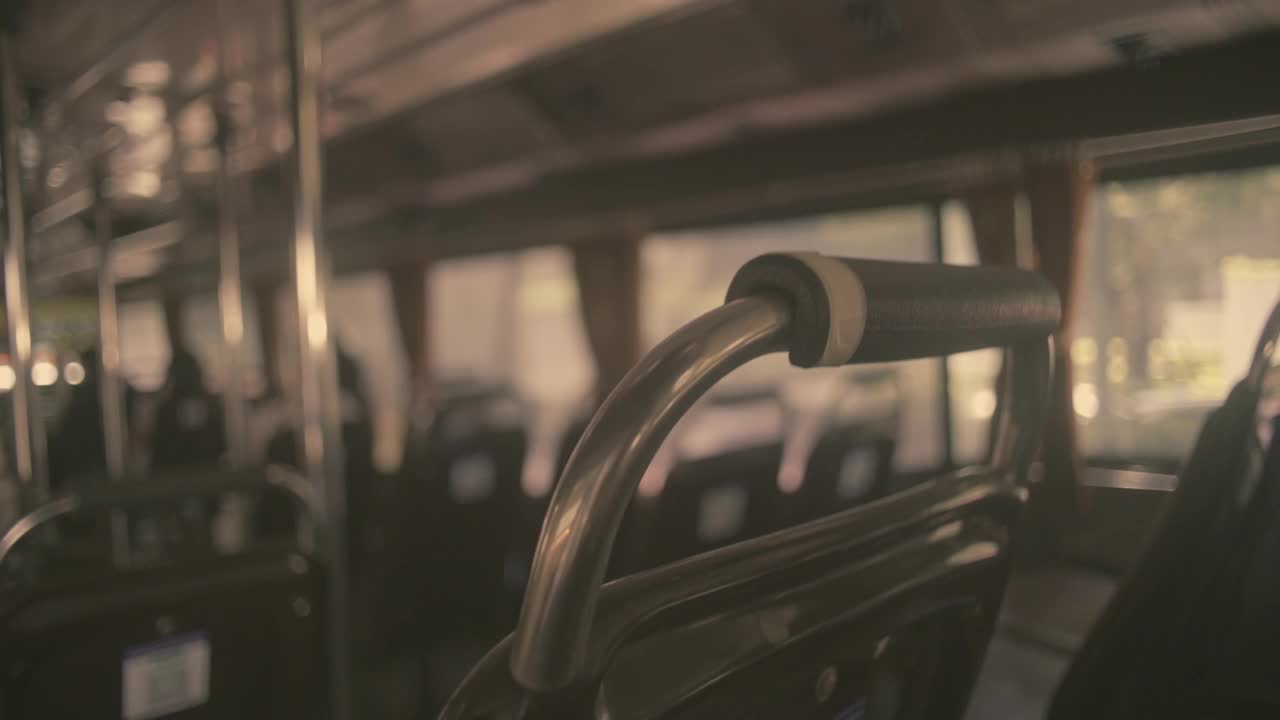 空公交车厢内部视频视频素材