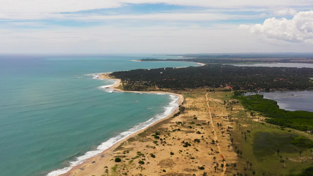 俯瞰斯里兰卡海岸。视频下载
