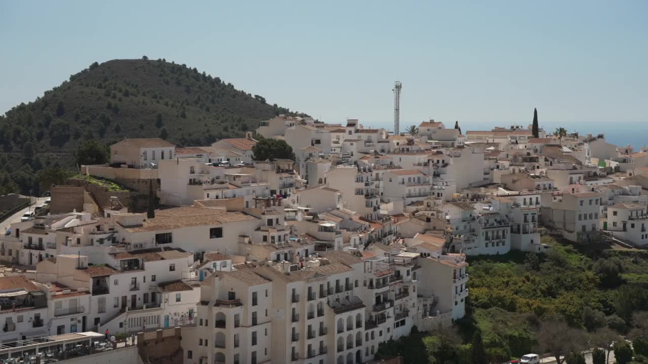 Frigiliana的山顶小镇，Frigiliana，马拉加，安达卢西亚，西班牙，欧洲视频下载
