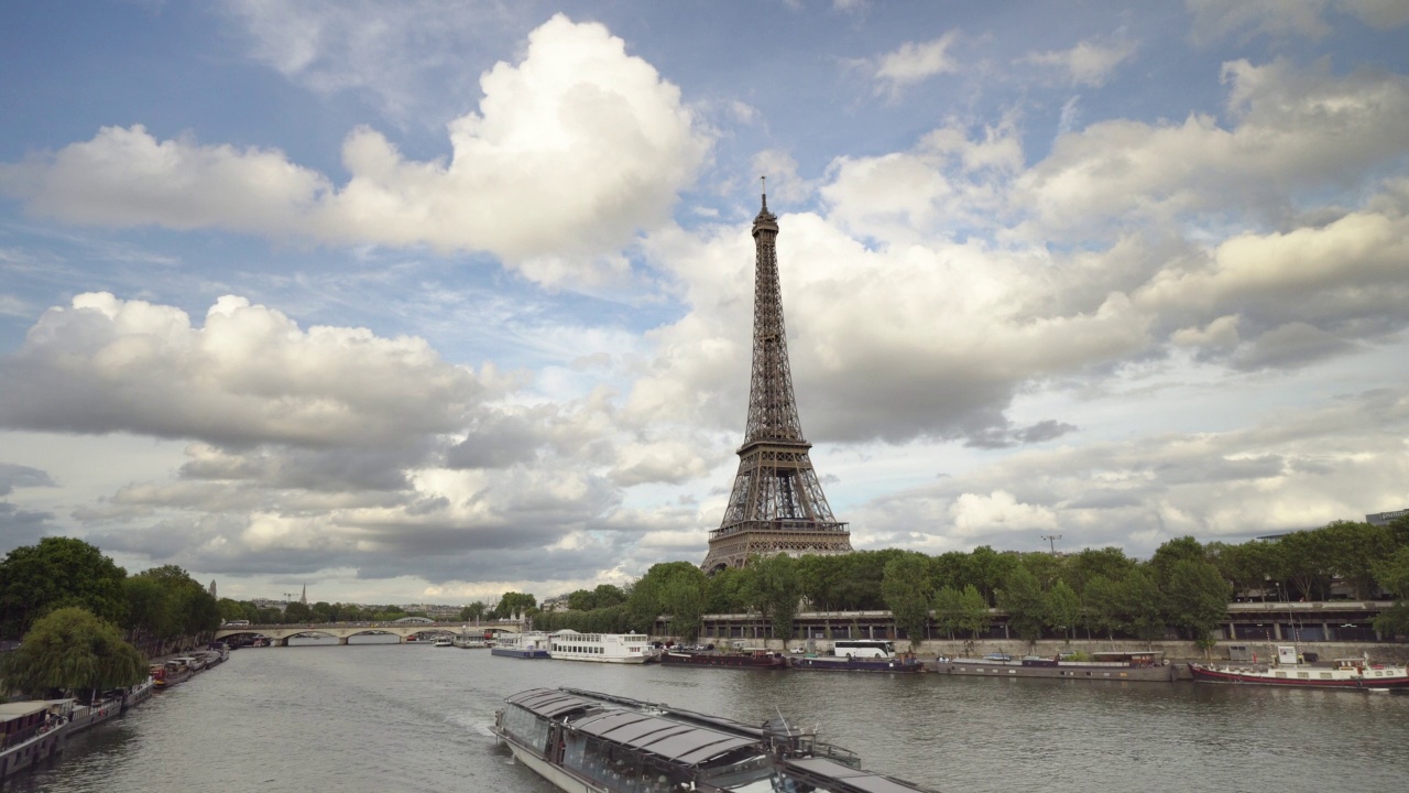 法国巴黎的埃菲尔铁塔视频素材