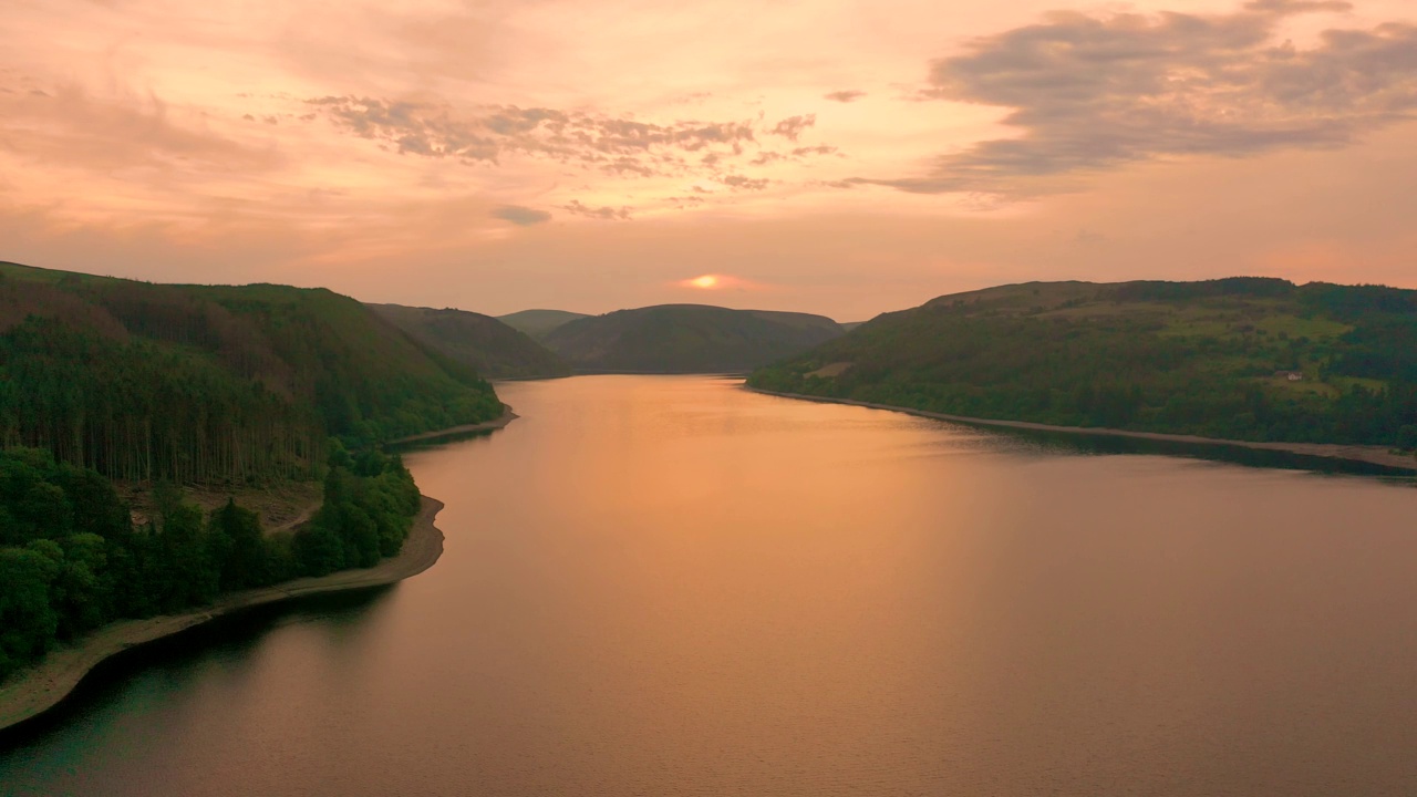 日落时分的维恩湖视频素材