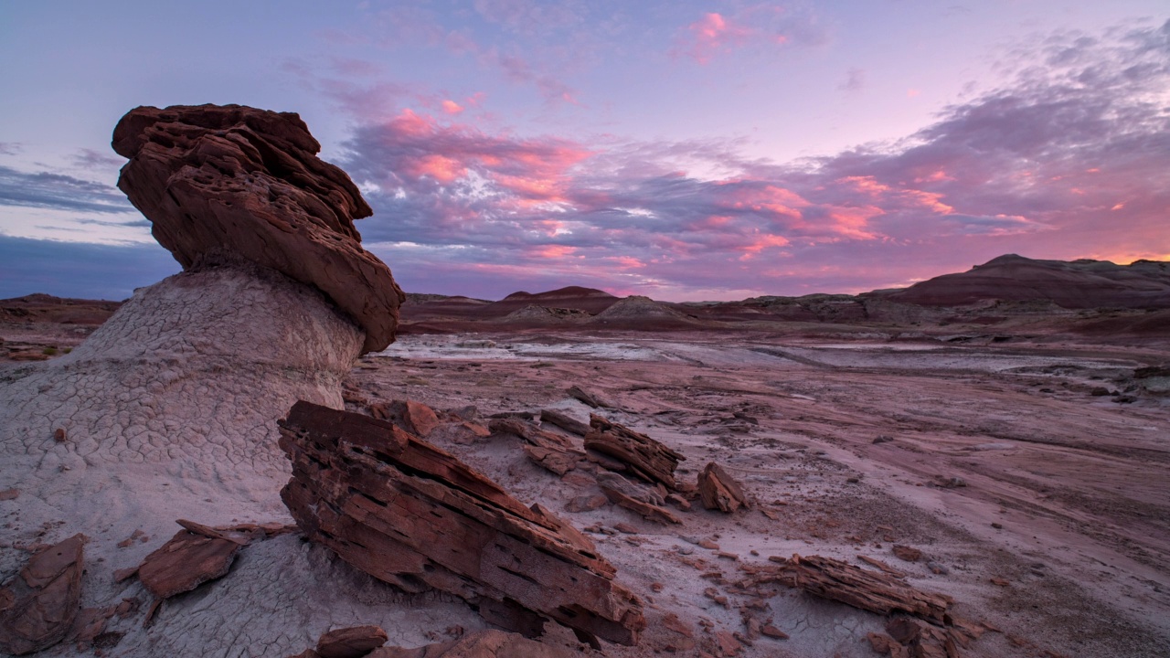 犹他州沙漠火星区彩色日落延时视频素材
