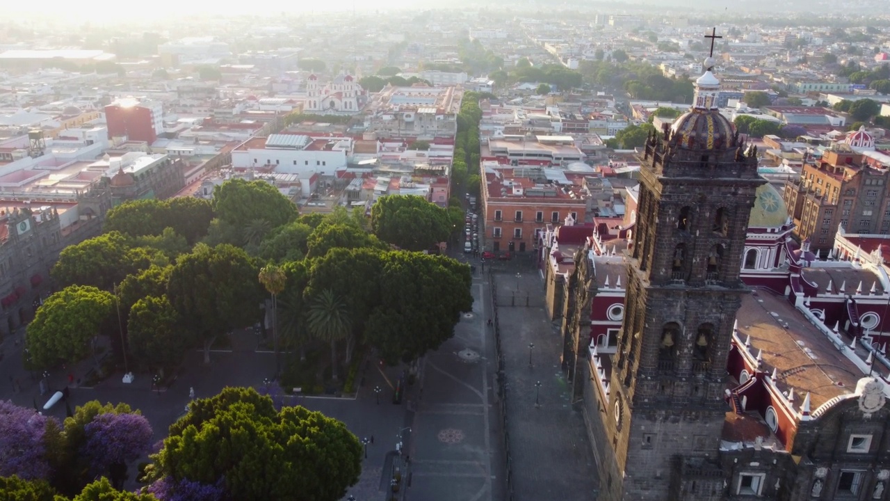 墨西哥普埃布拉市中心的清晨视频素材