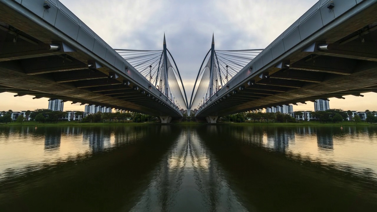 日落时分，布城大桥的4k uhd视频视频下载