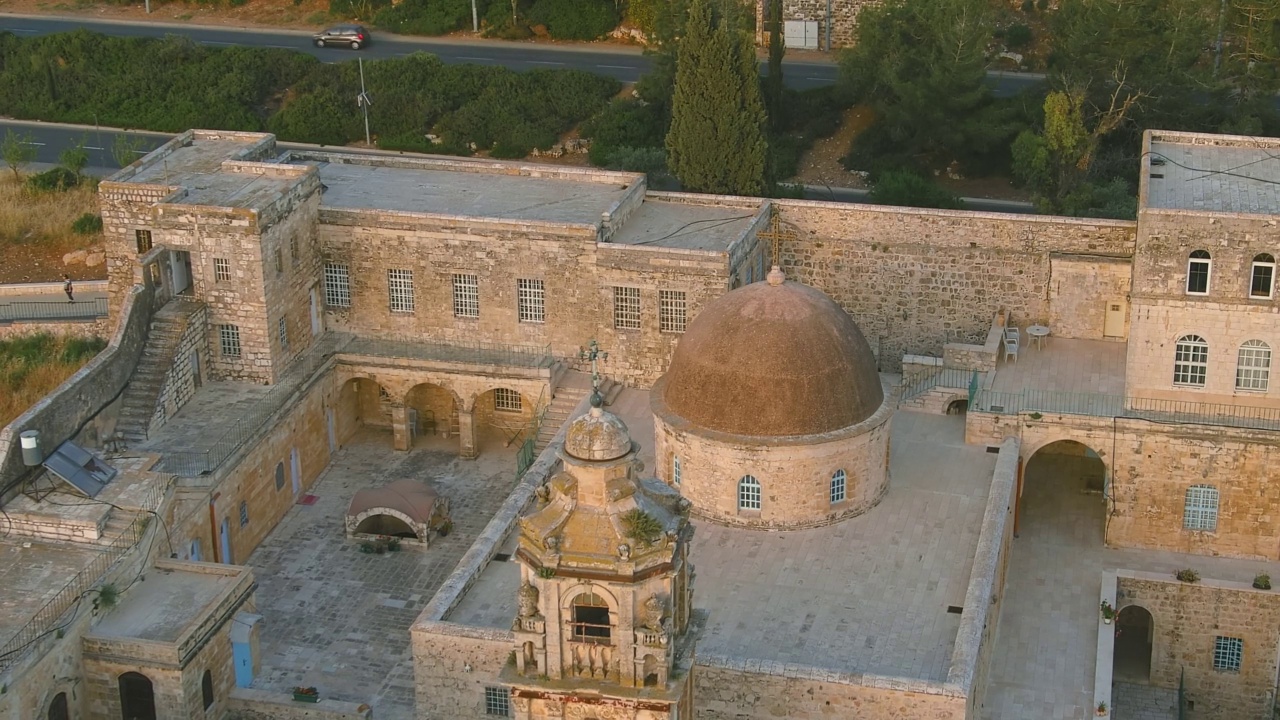 十字架耶路撒冷修道院，日落，鸟瞰图视频下载