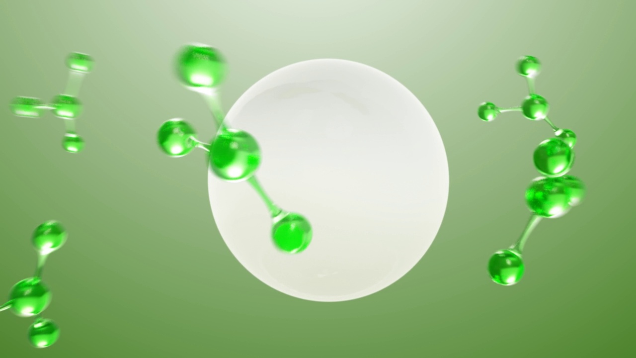 3D动画护肤维生素胶原蛋白。原子分子飞入精华霜软球透明背景。视频素材