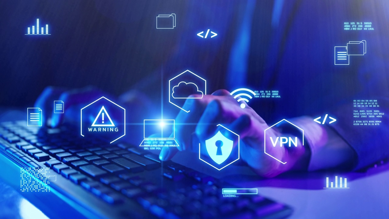数据通信或数字通信，数据的传输和接收，隐私保护安全安全的VPN在线网络，程序员在电脑键盘上打字，手靠近。视频下载