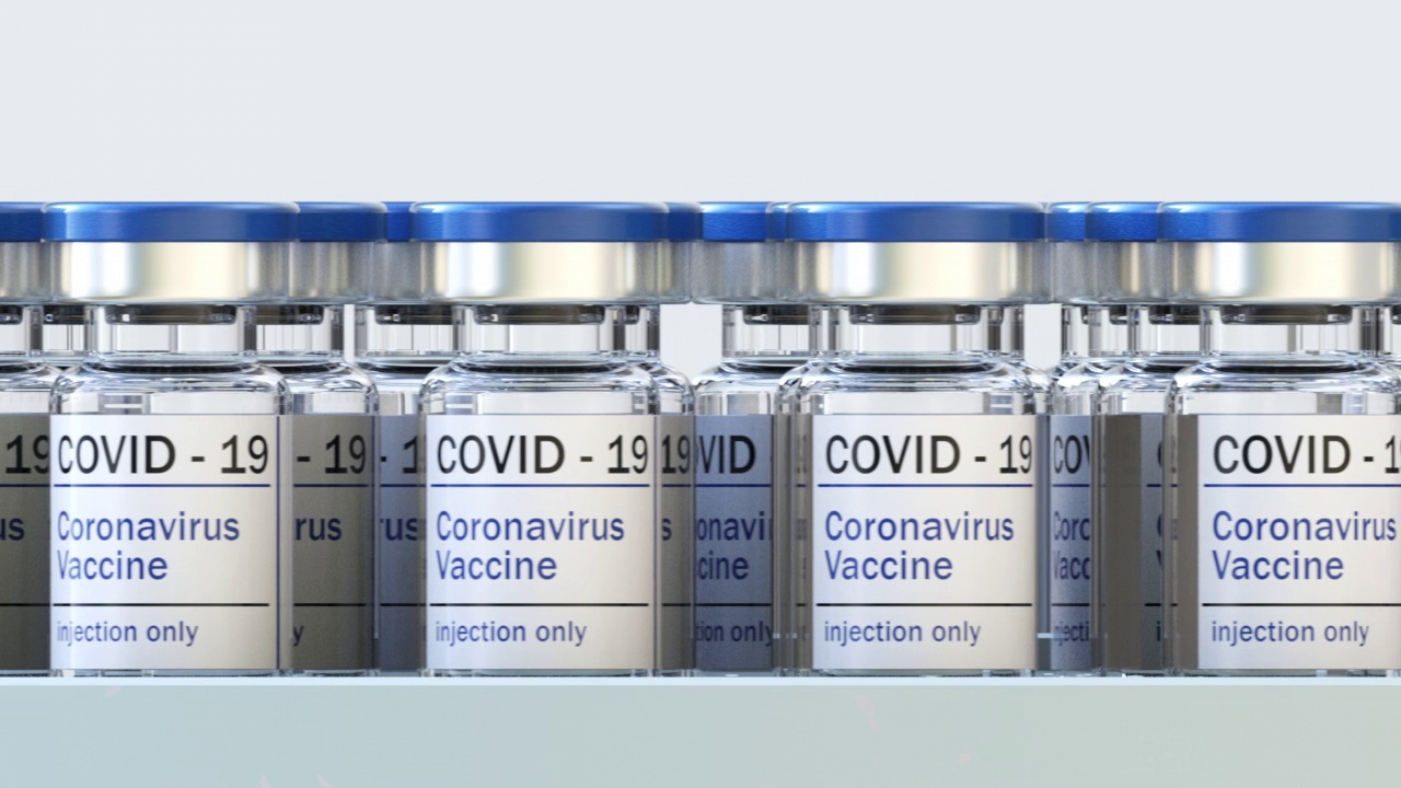 Covid-19疫苗瓶视频素材