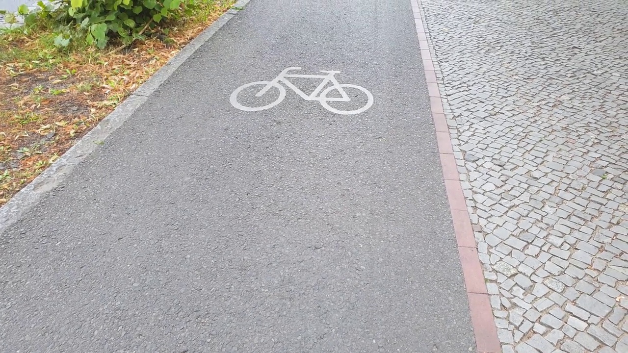 骑公路自行车视频素材