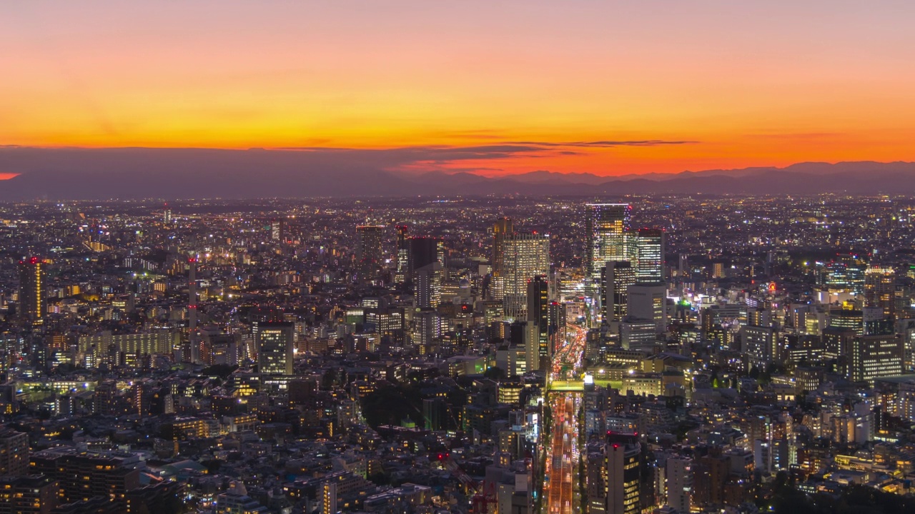 4k时间推移的东京城市景观天际线在东京，日本。一天晚上视频素材