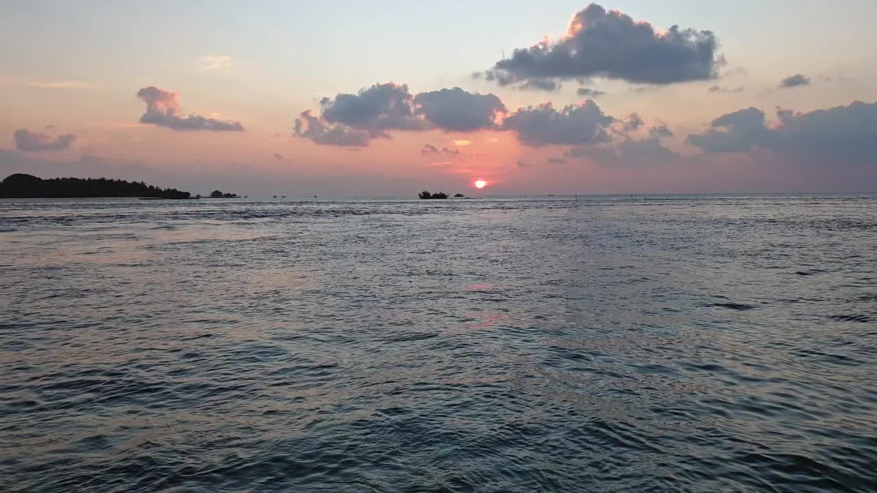 马尔代夫海景的日落。静态的照片视频素材