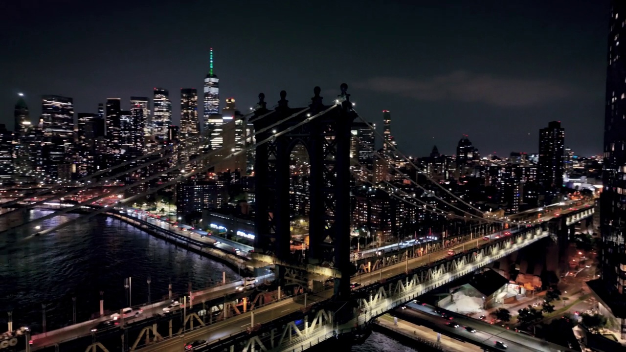 纽约市曼哈顿大桥上空盘旋视频素材