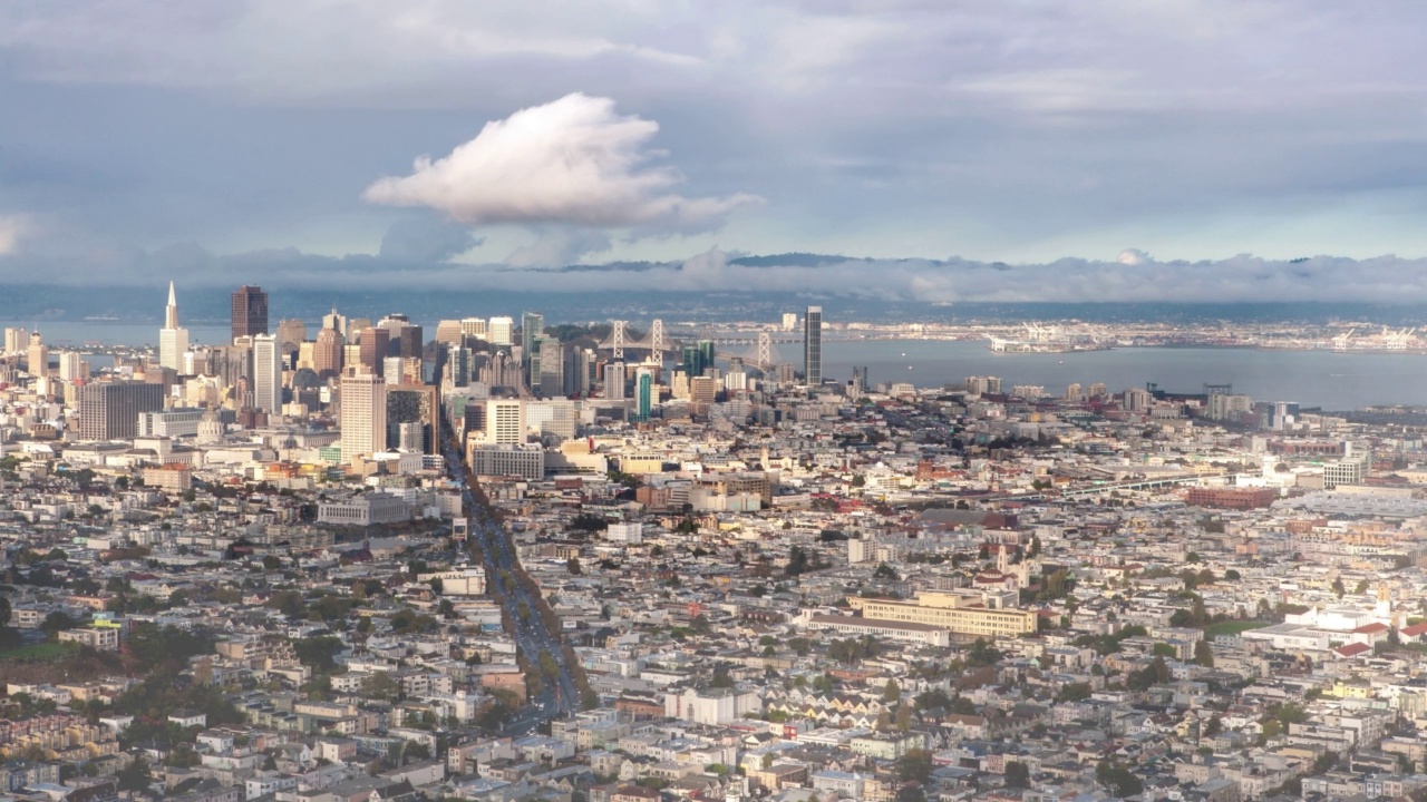 旧金山全景与移动的云Cinemagraph视频下载