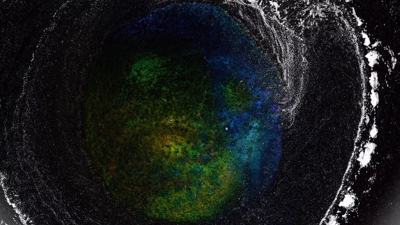 绿色，蓝色，金色，黑色，彩色液体墨水混合抽象背景。Inkscape宏纹理。流体艺术。奢华的金属漆。螺旋星云，行星状星云，大爆炸，外太空，宇宙视频下载