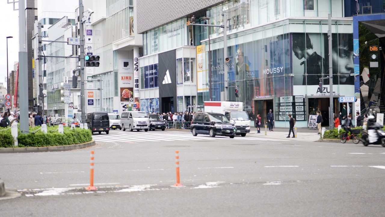 日本东京的原宿十字路口。视频素材