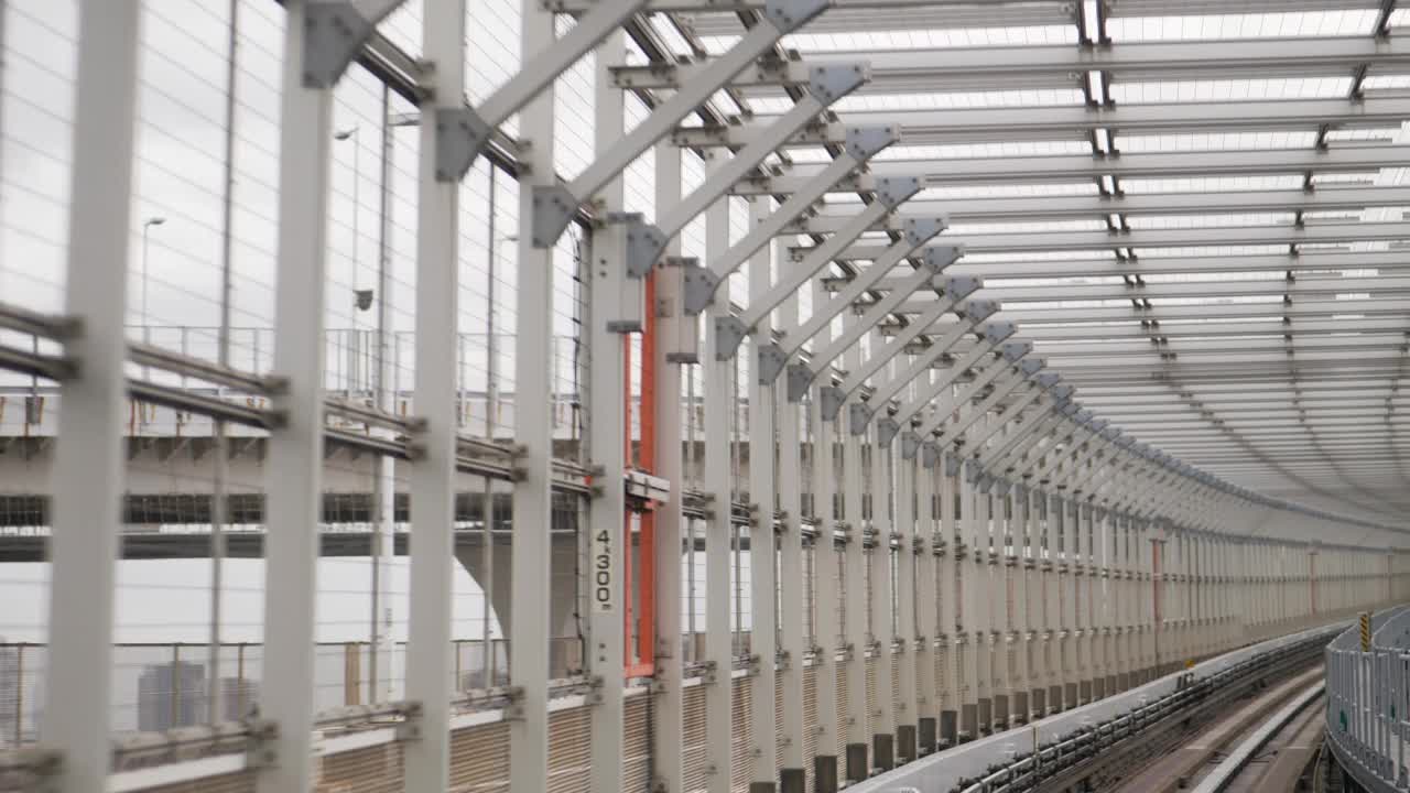 到日本东京台场岛的铁路视频素材