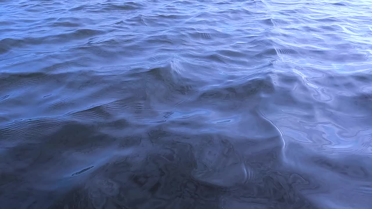 水波在水中慢动作视频下载