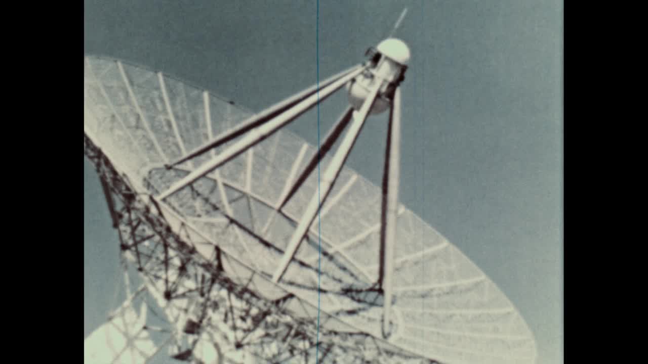 太空探测器-探索我们的太阳系-第4部分18。动画、现场摄影以及航天器和仪器的模型讲述了人类探索外层空间的努力——从1958年发射先锋1号到现在视频下载