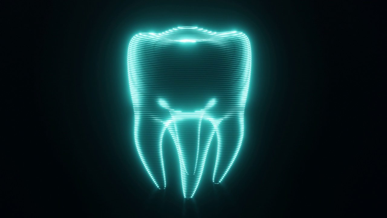 黑色背景下的蓝色HUD牙齿扫描无缝循环。技术和医学概念。视频下载